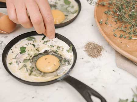 Brunch and Bubbles: Sunday Fun-day